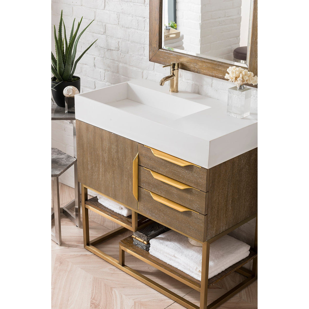 36" Columbia Single Bathroom Vanity, Latte Oak w/ Radiant Gold Base